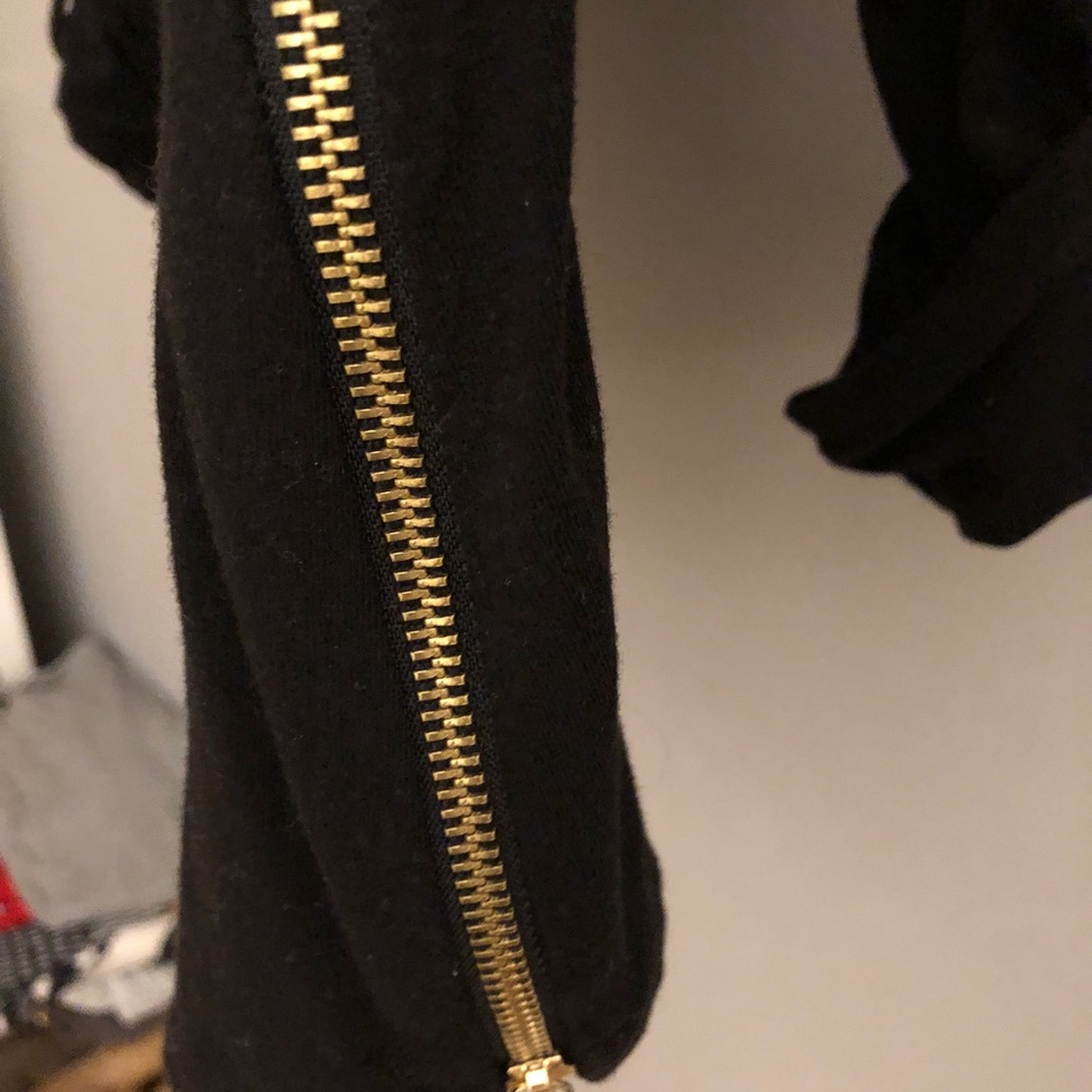 Blouse - Picture 2 of 4